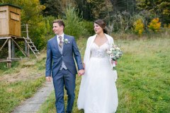 astridharzendorf.de-23.10.2021-hochzeit-steffi-andi-03-brautpaarfotos-143