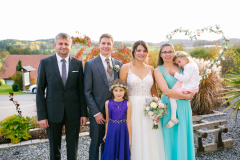 astridharzendorf.de-23.10.2021-hochzeit-steffi-andi-07-family-friends-22
