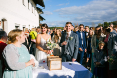 astridharzendorf.de-23.10.2021-hochzeit-steffi-andi-05-gratulation-134
