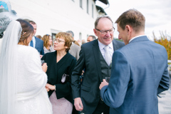 astridharzendorf.de-23.10.2021-hochzeit-steffi-andi-05-gratulation-37